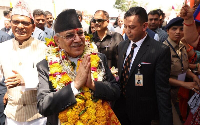 नेपालमा लगानी बढाउन भारतका उद्योगी-व्यवसायीलाई प्रचण्डको आग्रह